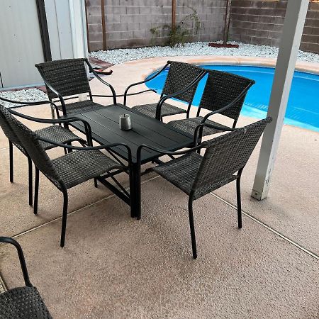 Villa Large Pool & Patio Cozy Single Story Family House Las Vegas Esterno foto