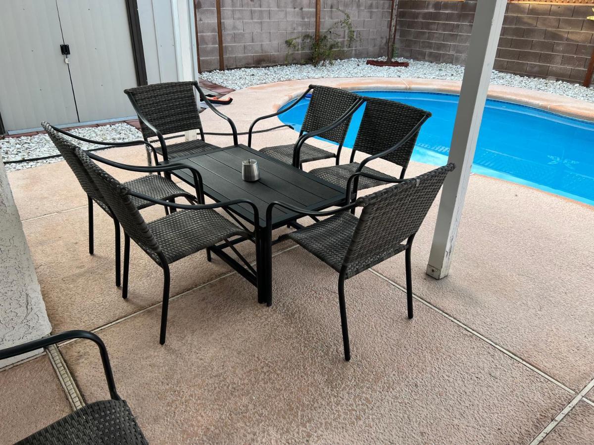 Villa Large Pool & Patio Cozy Single Story Family House Las Vegas Esterno foto